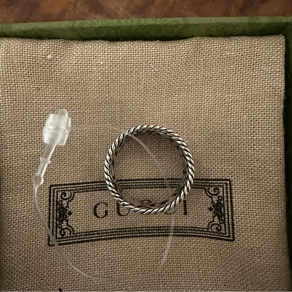 NWB Gucci Silver Tone Ring Size 9 - Picture 7 of 7